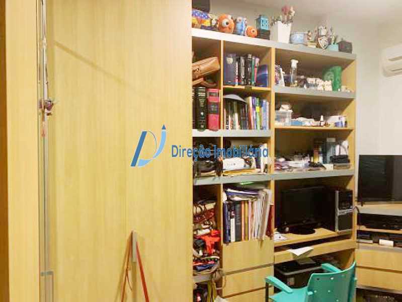 Apartamento à venda com 4 quartos, 229m² - Foto 17