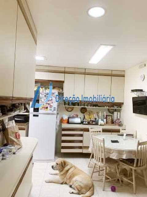 Apartamento à venda com 4 quartos, 229m² - Foto 26