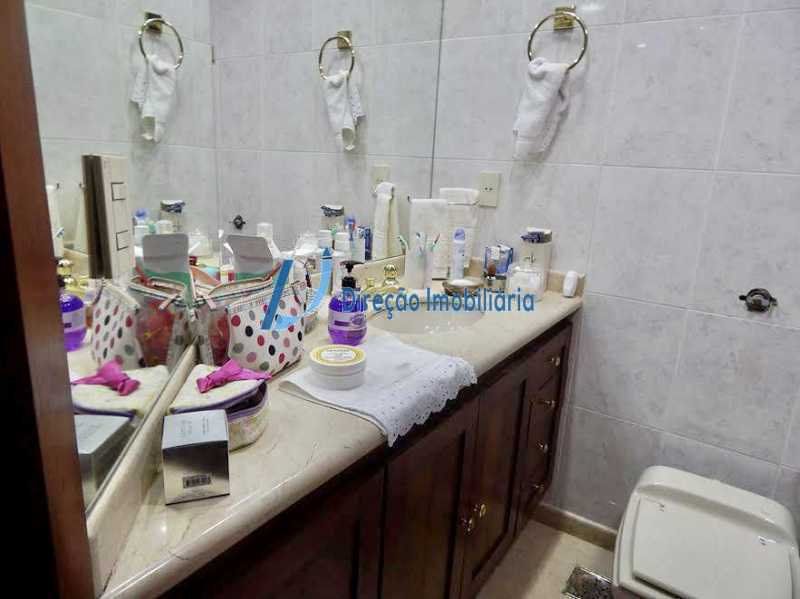 Apartamento à venda com 4 quartos, 206m² - Foto 21