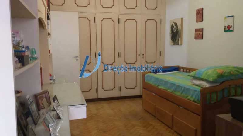 Apartamento à venda com 3 quartos, 162m² - Foto 4