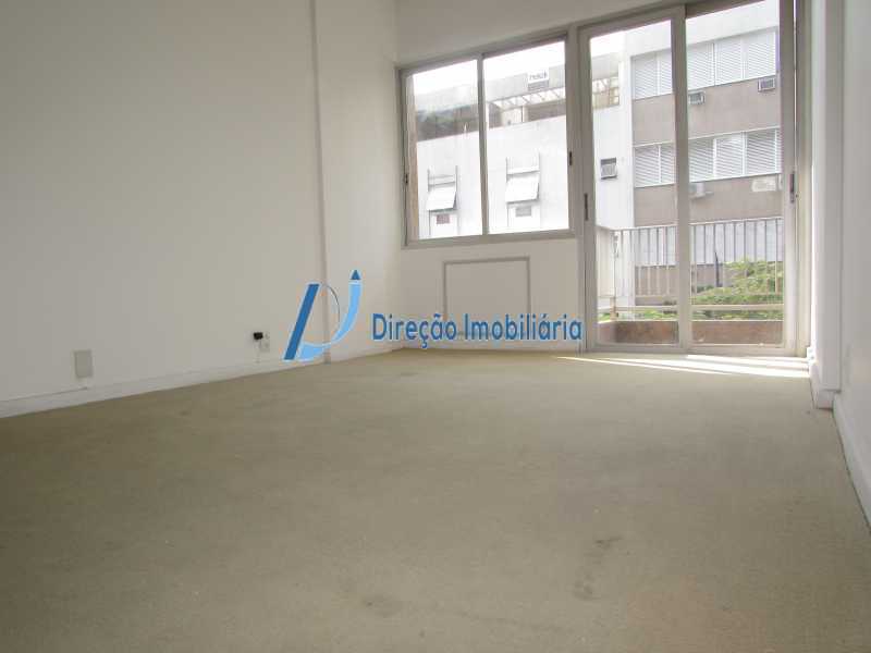 Apartamento à venda com 3 quartos, 112m² - Foto 7