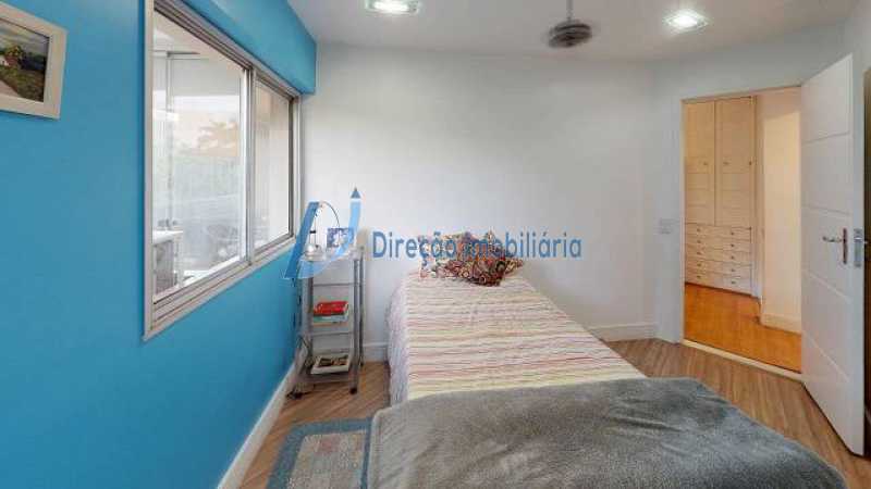 Cobertura à venda com 3 quartos, 200m² - Foto 17