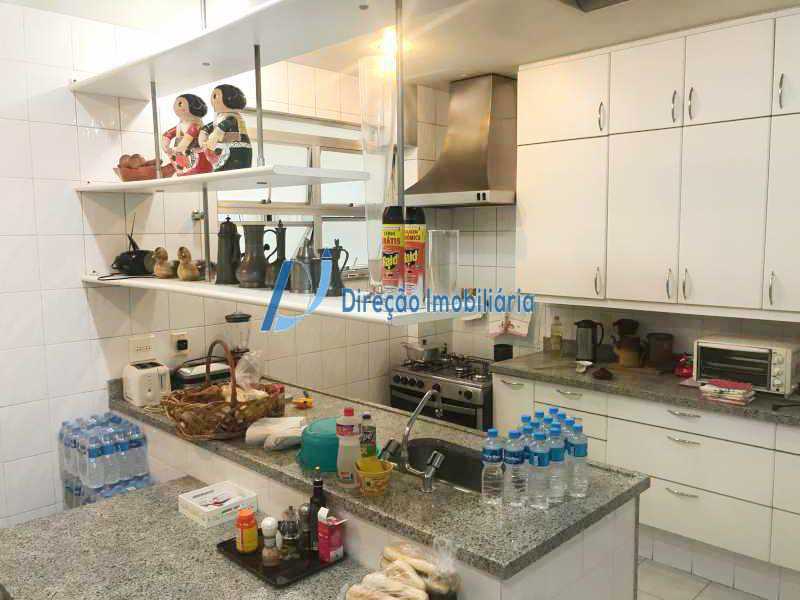 Apartamento à venda com 4 quartos, 290m² - Foto 19