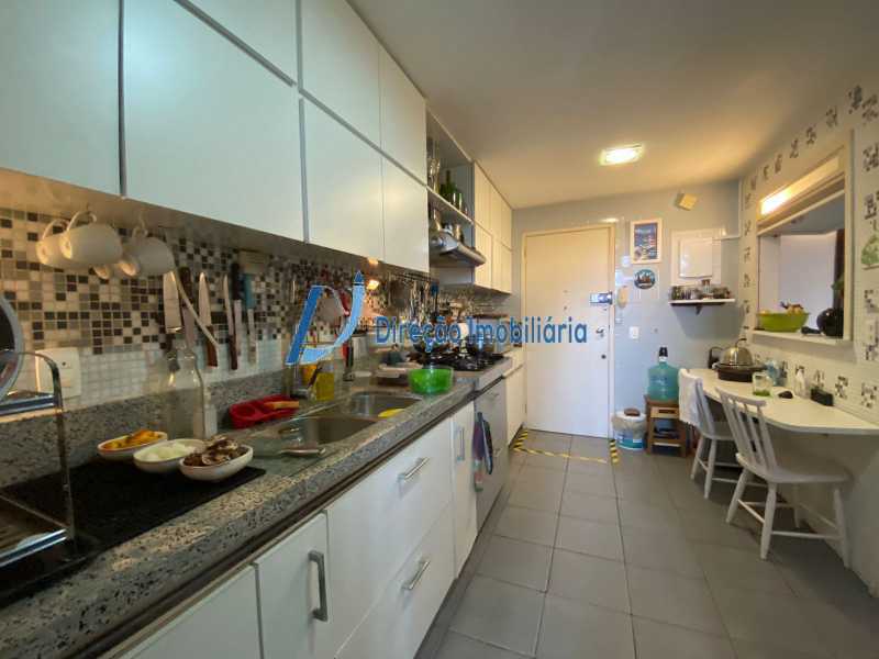 Apartamento à venda com 3 quartos, 87m² - Foto 17