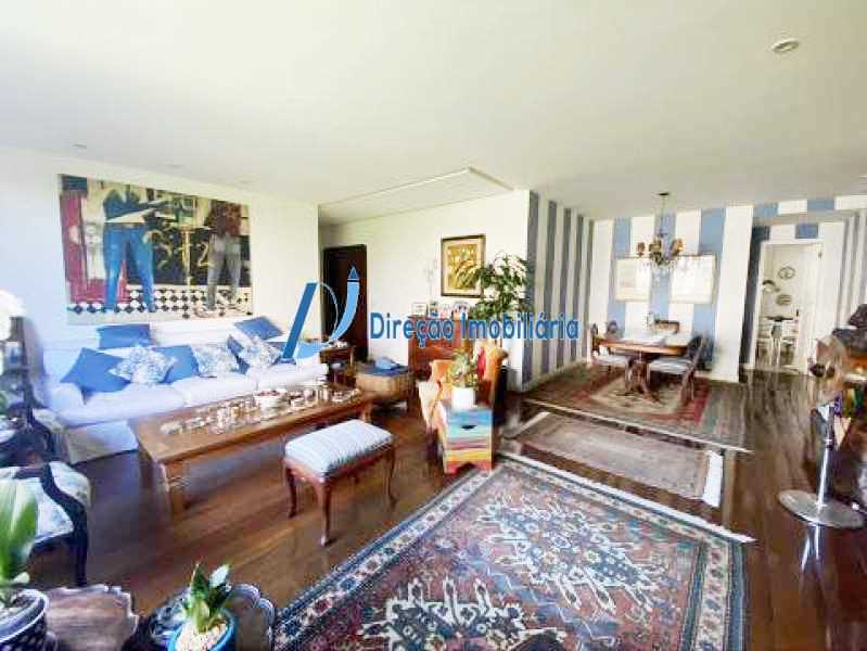 Apartamento à venda com 4 quartos, 150m² - Foto 2
