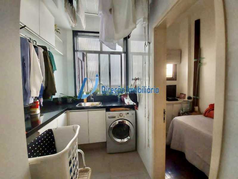 Apartamento à venda com 4 quartos, 232m² - Foto 18