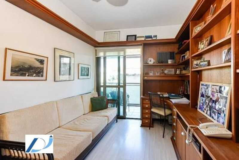 Apartamento à venda com 2 quartos, 85m² - Foto 18