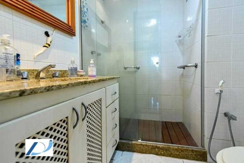 Apartamento à venda com 2 quartos, 85m² - Foto 20