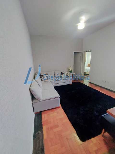 Apartamento à venda com 2 quartos, 62m² - Foto 1