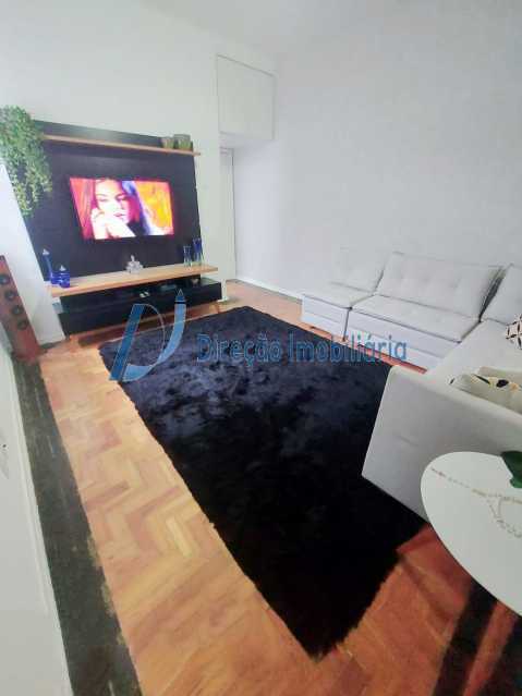 Apartamento à venda com 2 quartos, 62m² - Foto 2