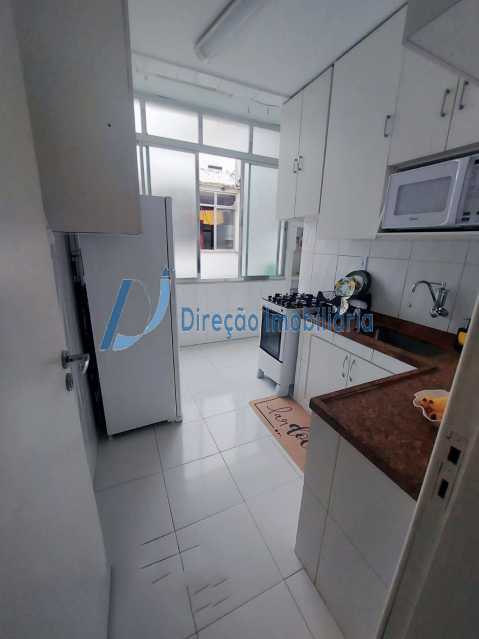 Apartamento à venda com 2 quartos, 62m² - Foto 17