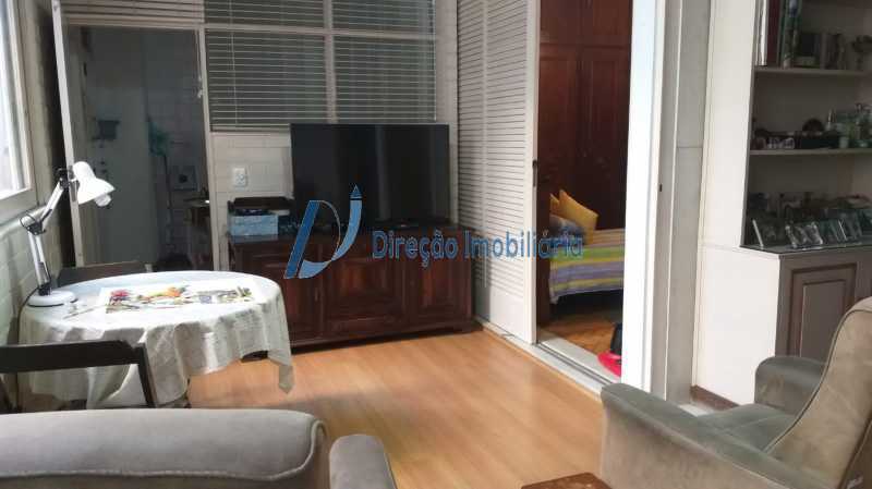 Apartamento à venda com 3 quartos, 162m² - Foto 8