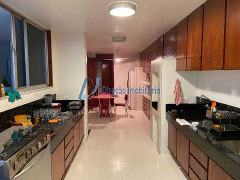 Apartamento à venda com 4 quartos, 210m² - Foto 15