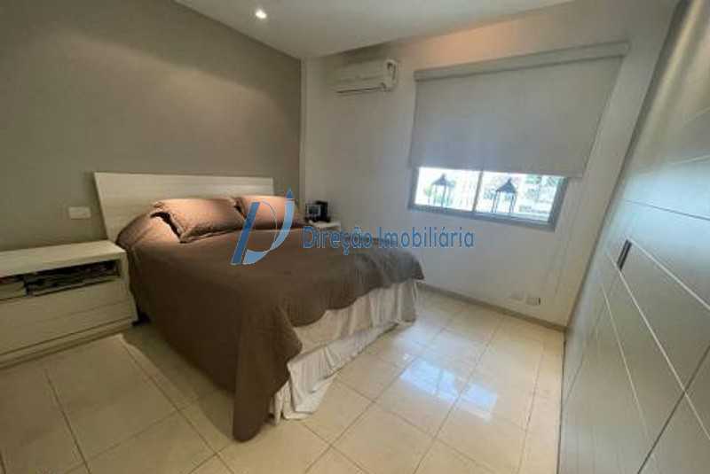 Apartamento à venda com 4 quartos, 215m² - Foto 9