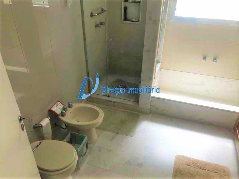 Apartamento à venda com 4 quartos, 290m² - Foto 11