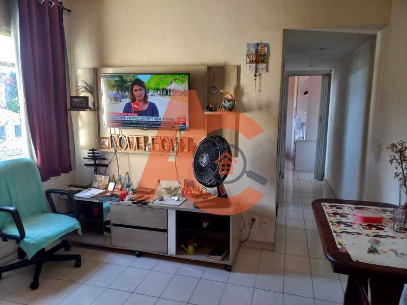 Apartamento à venda com 1 quarto, 40m² - Foto 4