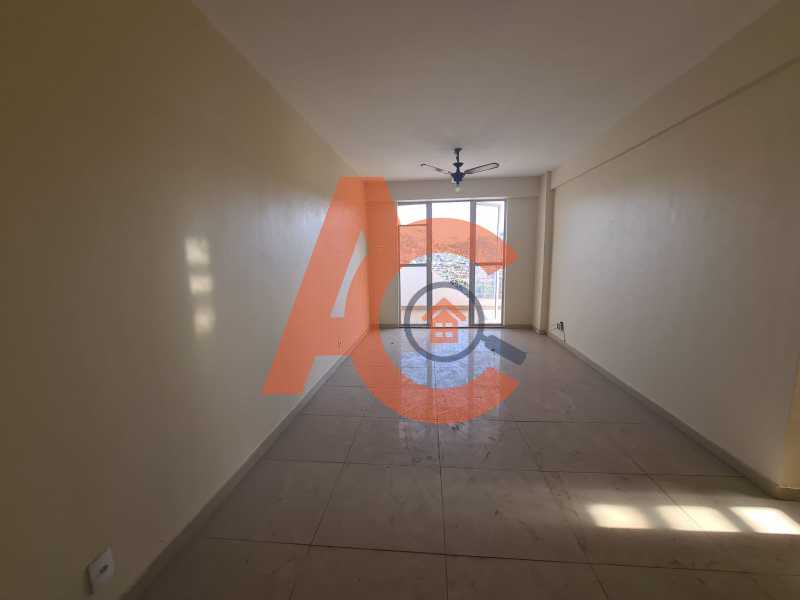 Apartamento à venda com 2 quartos, 103m² - Foto 1