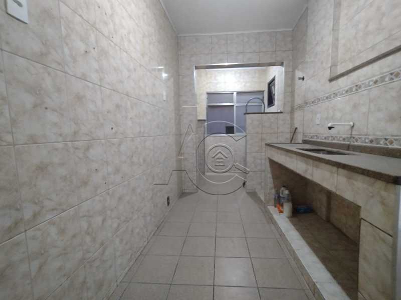 Apartamento à venda com 2 quartos, 65m² - Foto 3