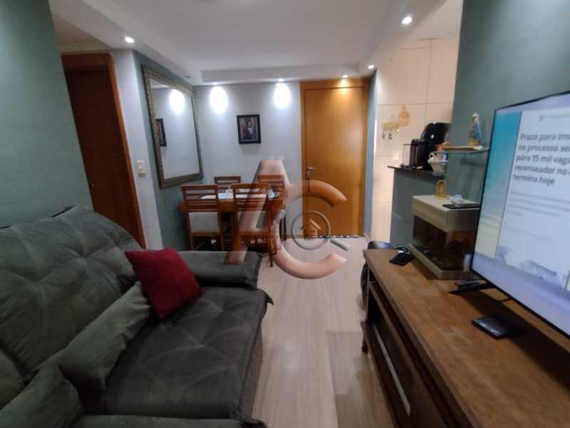 Apartamento à venda com 2 quartos, 50m² - Foto 2