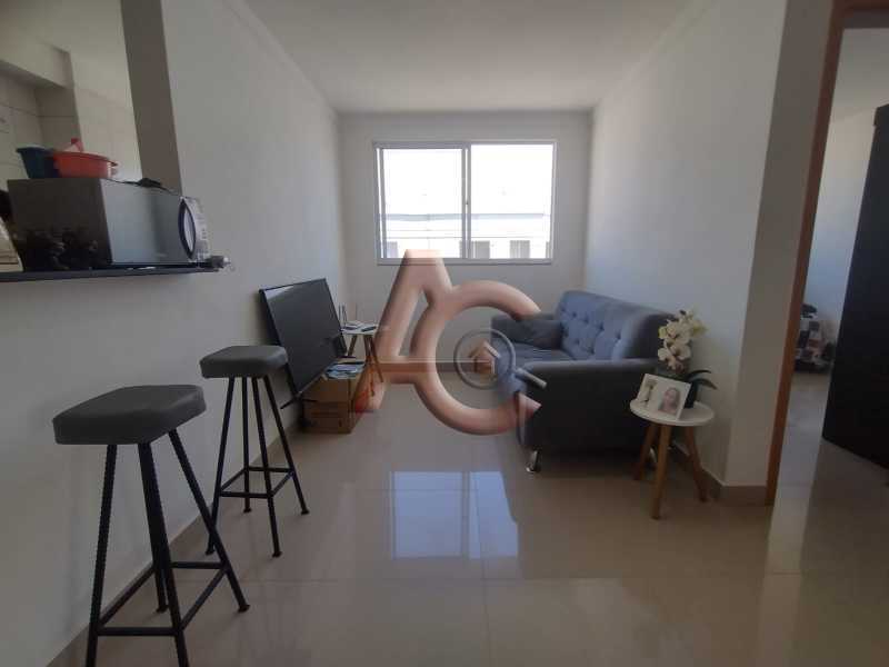 Apartamento à venda com 2 quartos, 60m² - Foto 2