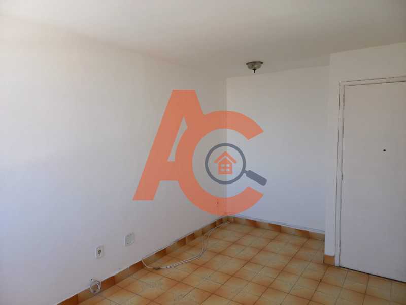 Apartamento à venda com 2 quartos, 60m² - Foto 4