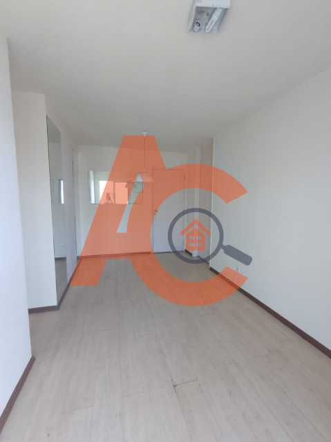 Apartamento à venda com 2 quartos, 67m² - Foto 3