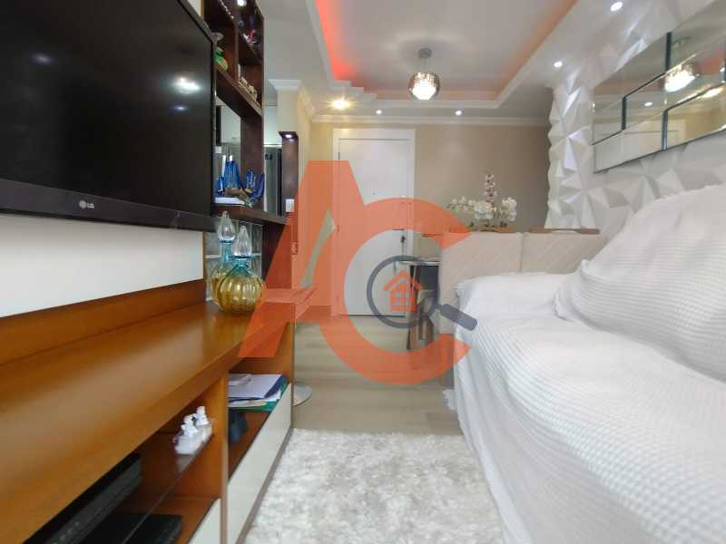 Apartamento à venda com 2 quartos, 50m² - Foto 3