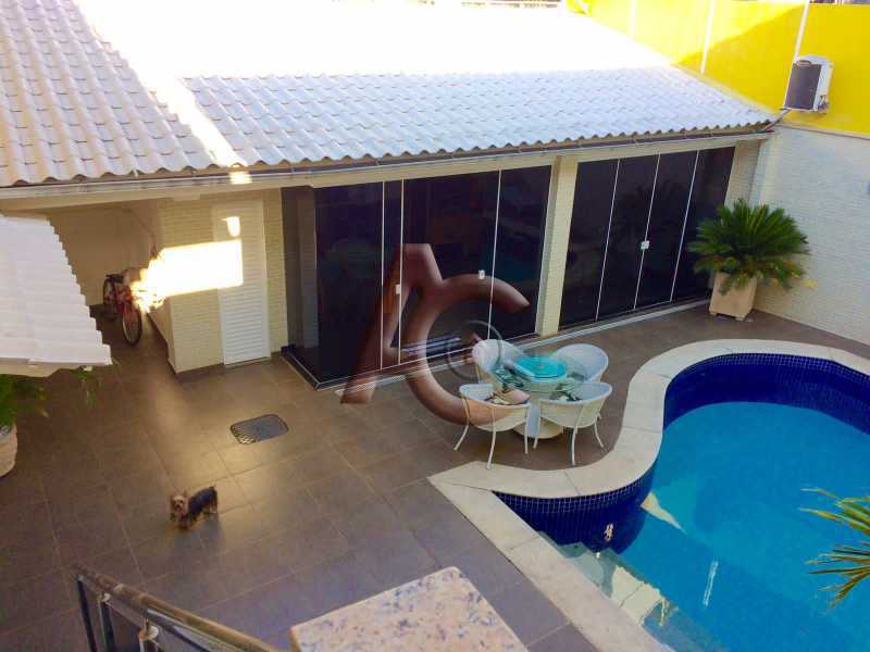 Casa à venda com 3 quartos, 388m² - Foto 2