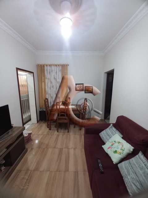 Apartamento à venda com 2 quartos, 60m² - Foto 2