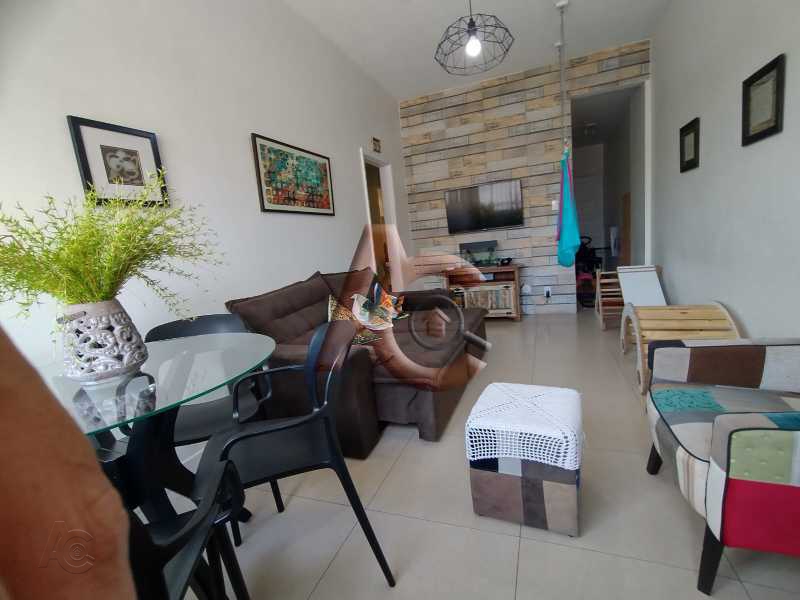 Apartamento à venda com 2 quartos, 62m² - Foto 2