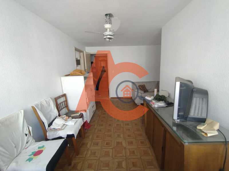 Apartamento à venda com 2 quartos, 60m² - Foto 5