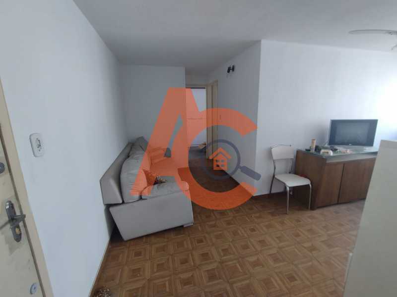 Apartamento à venda com 2 quartos, 60m² - Foto 2