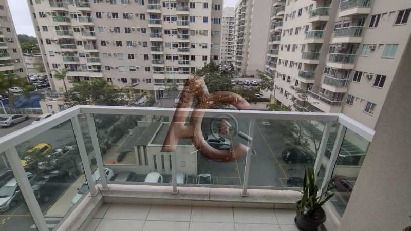 Apartamento à venda com 2 quartos, 60m² - Foto 5