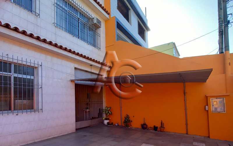 Casa à venda com 3 quartos, 166m² - Foto 2