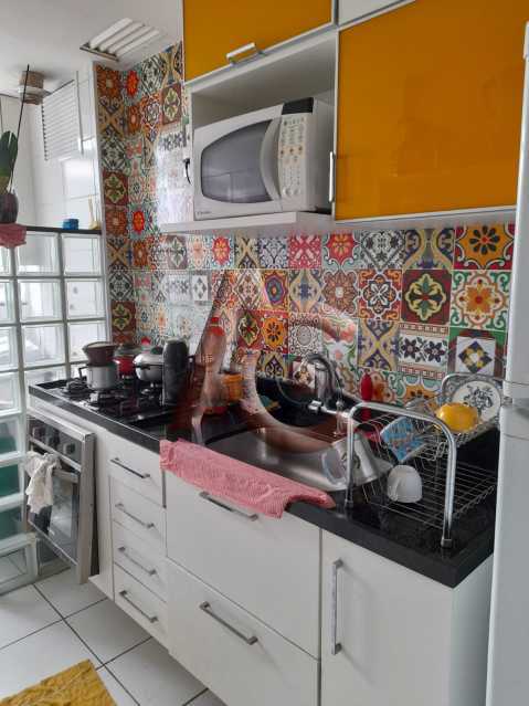 Apartamento à venda com 2 quartos, 44m² - Foto 2