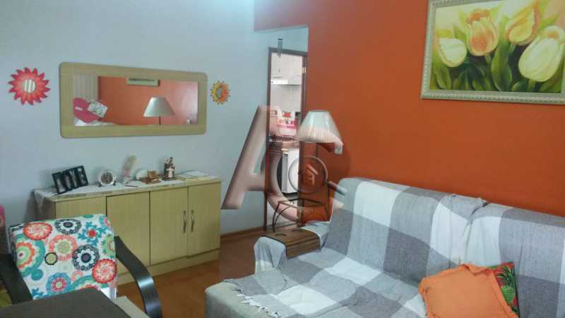 Apartamento à venda com 2 quartos, 98m² - Foto 3