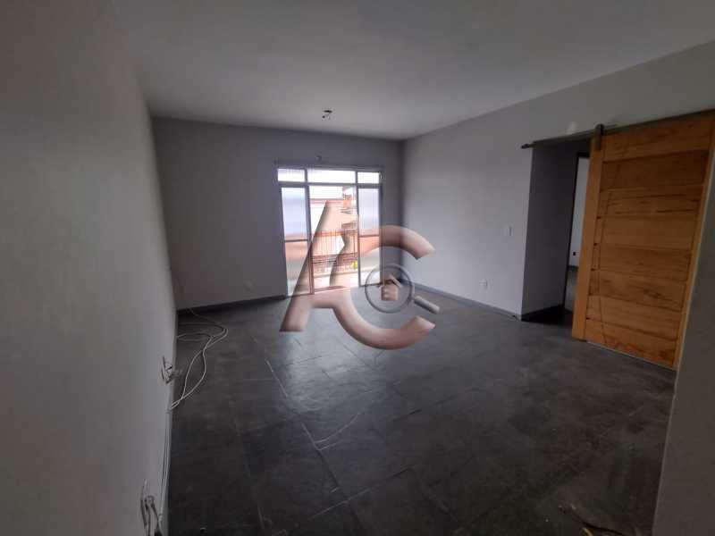 Apartamento à venda com 3 quartos, 103m² - Foto 2