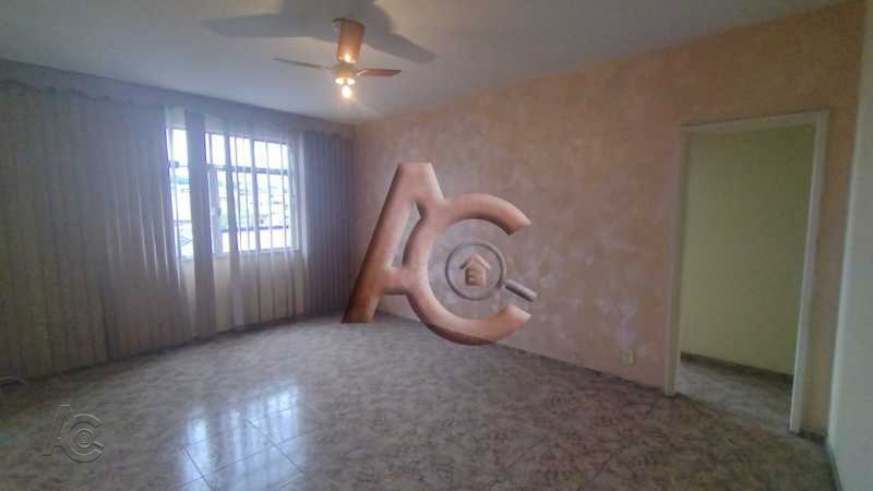 Apartamento à venda com 2 quartos, 100m² - Foto 1