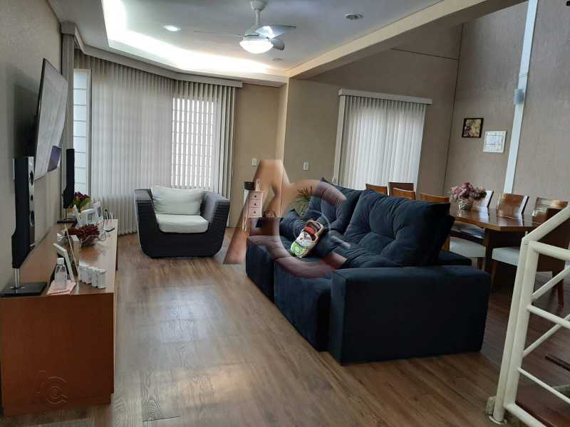 Casa à venda com 3 quartos, 320m² - Foto 4