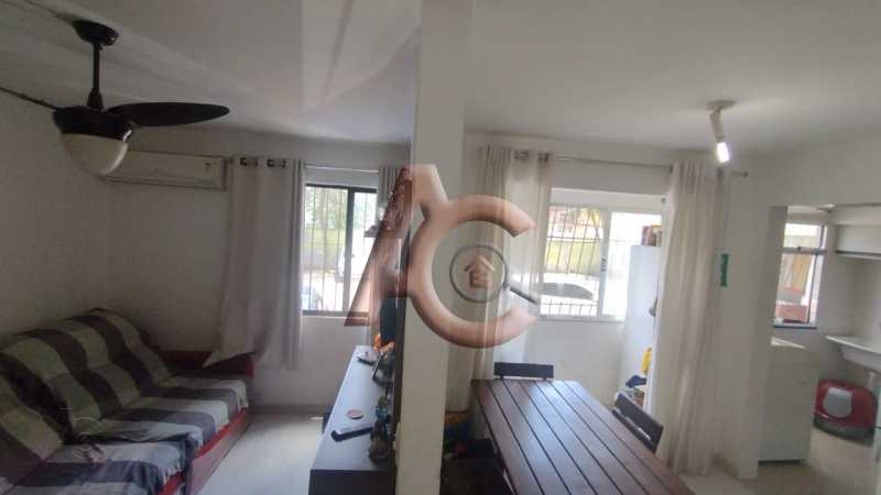 Apartamento à venda com 2 quartos, 61m² - Foto 1