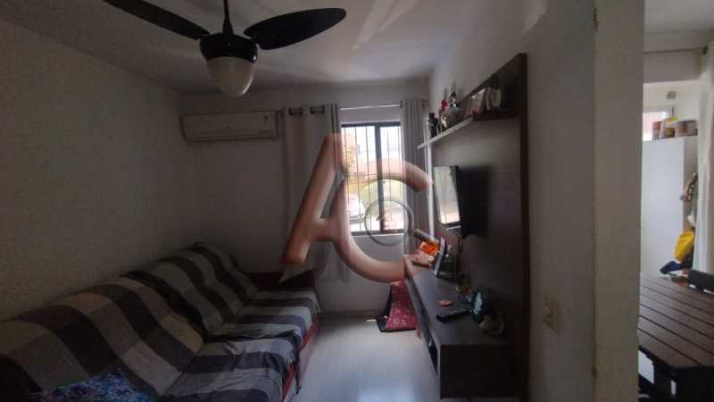 Apartamento à venda com 2 quartos, 61m² - Foto 5