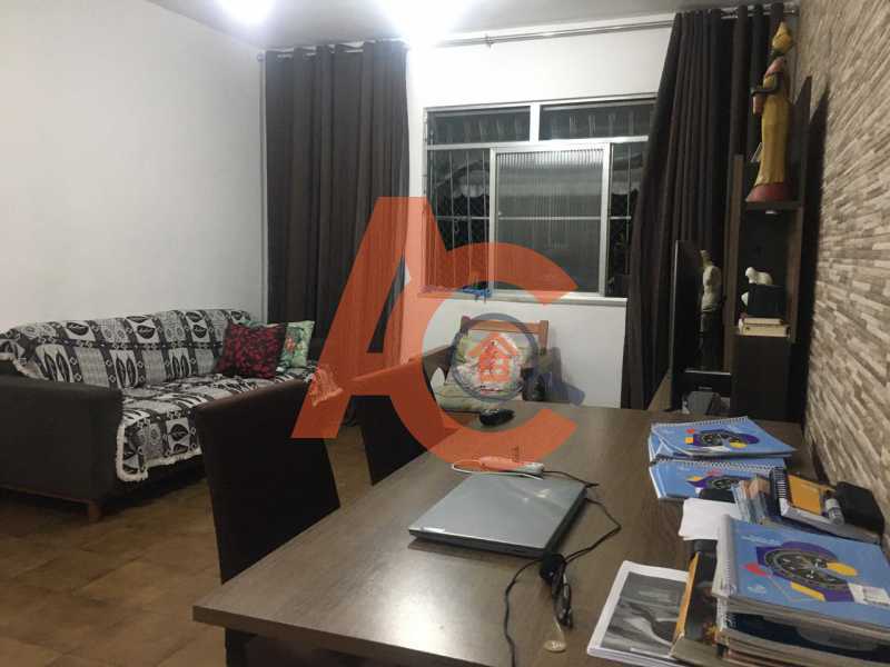 Apartamento à venda com 3 quartos, 100m² - Foto 2