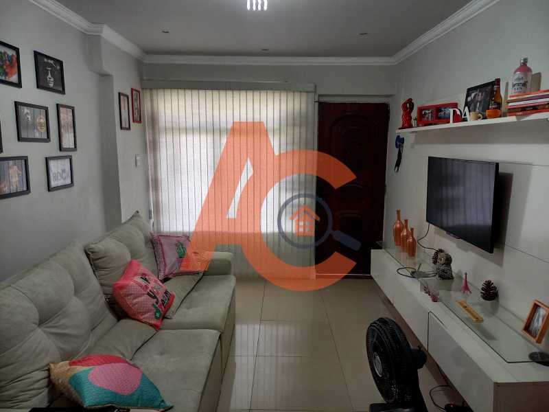 Apartamento à venda com 2 quartos, 82m² - Foto 2