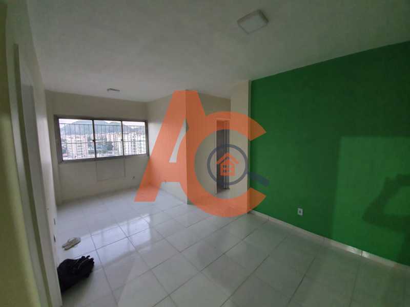 Apartamento à venda com 2 quartos, 63m² - Foto 1