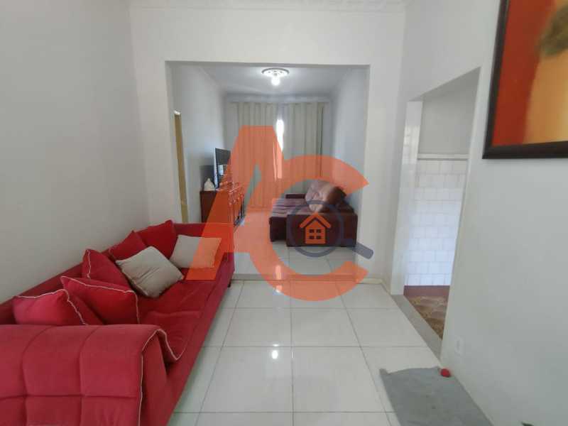 Apartamento à venda com 2 quartos, 90m² - Foto 1