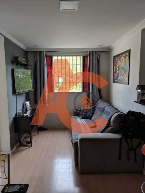 Apartamento à venda com 2 quartos, 43m² - Foto 3