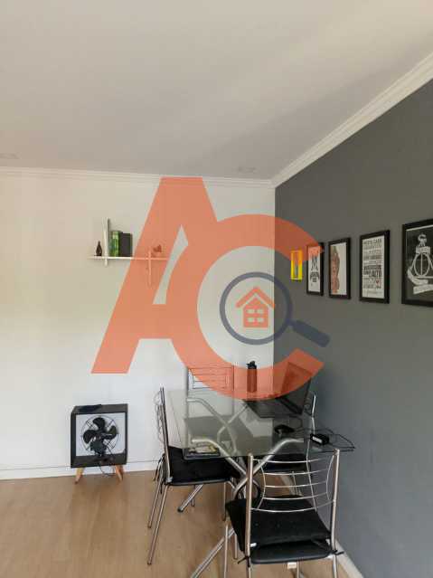 Apartamento à venda com 2 quartos, 43m² - Foto 4