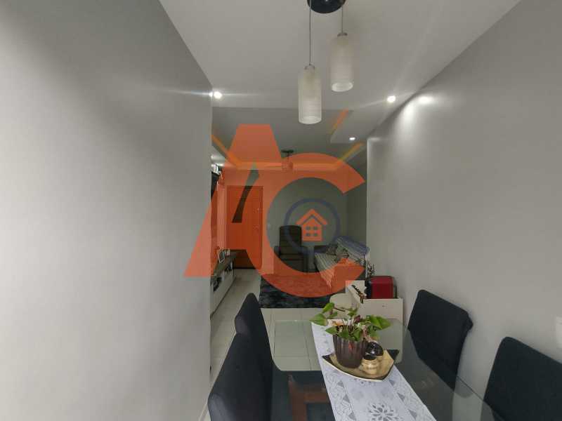 Apartamento à venda com 2 quartos, 70m² - Foto 5