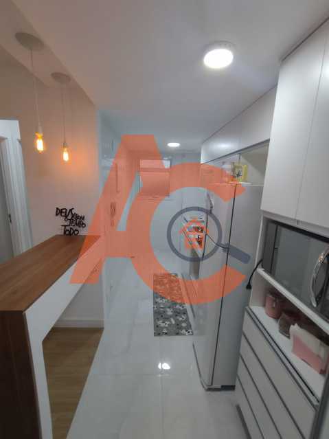 Apartamento à venda com 1 quarto, 50m² - Foto 3