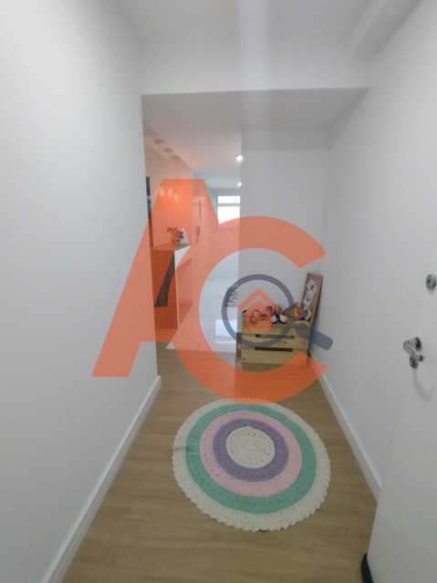 Apartamento à venda com 1 quarto, 50m² - Foto 1